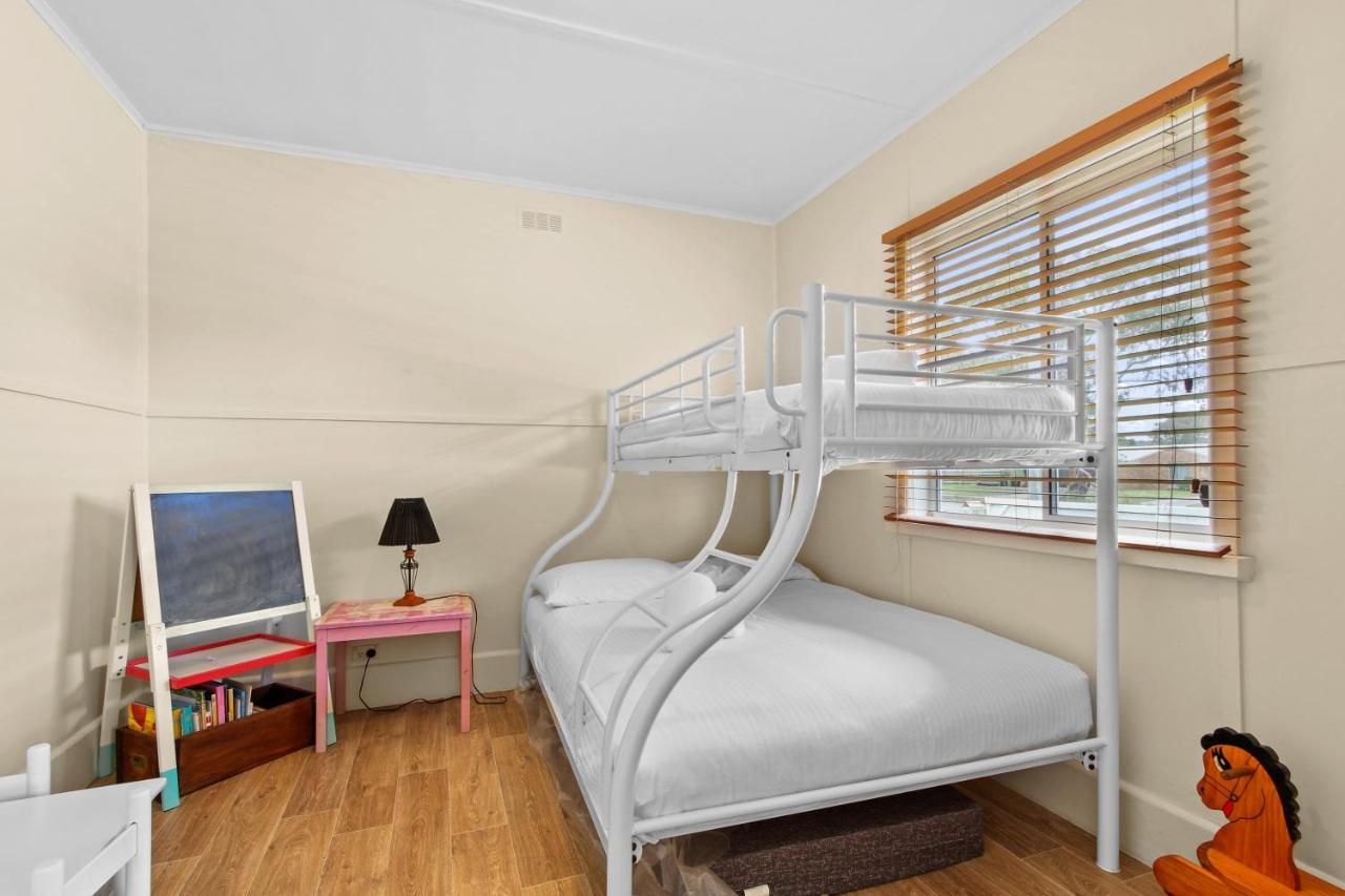 The Fishermans Cottage Lakes Entrance Extérieur photo